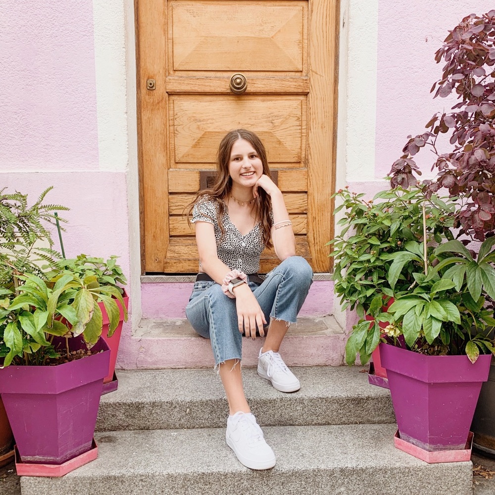 Meet your Posher, Mackenzie